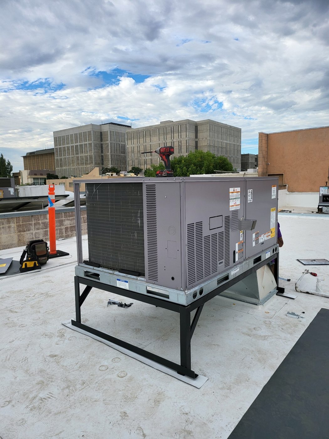 Commercial rooftop HVAC installation in progress